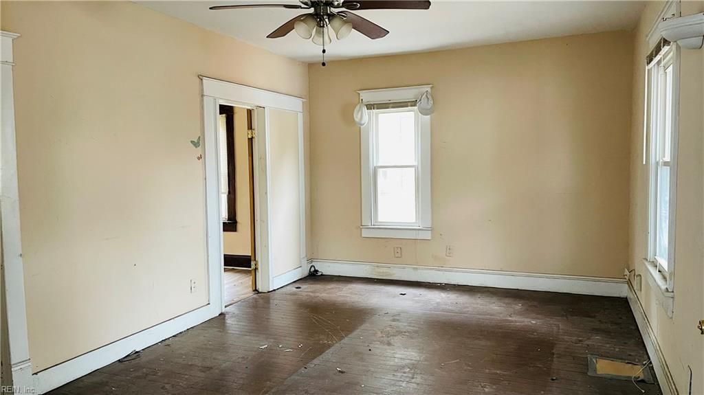 Photo of 835 W 42nd Street, Norfolk, VA 23508 (MLS # 10613520)