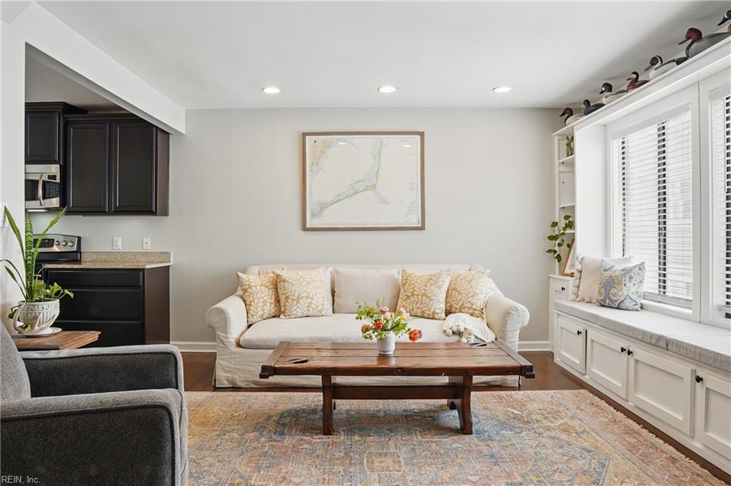 408 Terrace CT