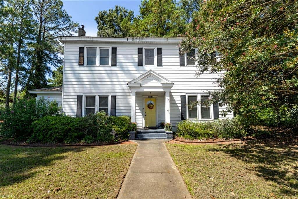 Photo of 22324 Linden Street, Courtland, VA 23837 (MLS # 10648130)