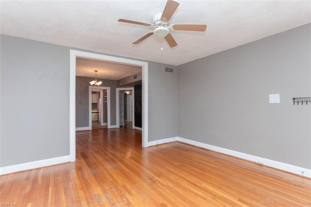 Norfolk, Virginia 23507, United States, 2 Bedrooms Bedrooms, ,1 BathroomBathrooms,Residential,Active,35069