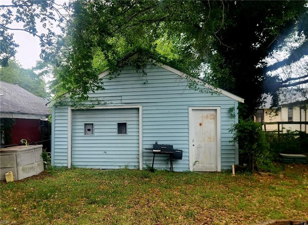 Photo of 322 Constitution Avenue, Portsmouth, VA 23704 (MLS # 10634154)