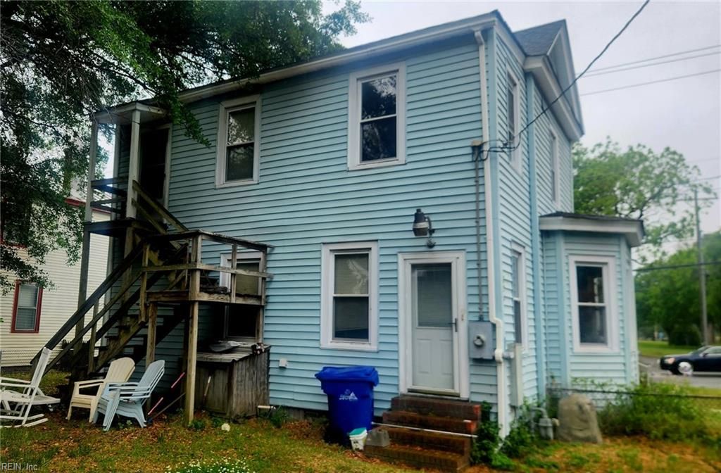 Photo of 322 Constitution Avenue, Portsmouth, VA 23704 (MLS # 10634154)