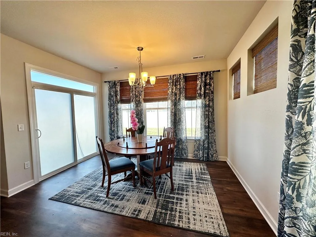 Suffolk, Virginia 23434, United States, 3 Bedrooms Bedrooms, ,3 BathroomsBathrooms,Residential,Active,95763