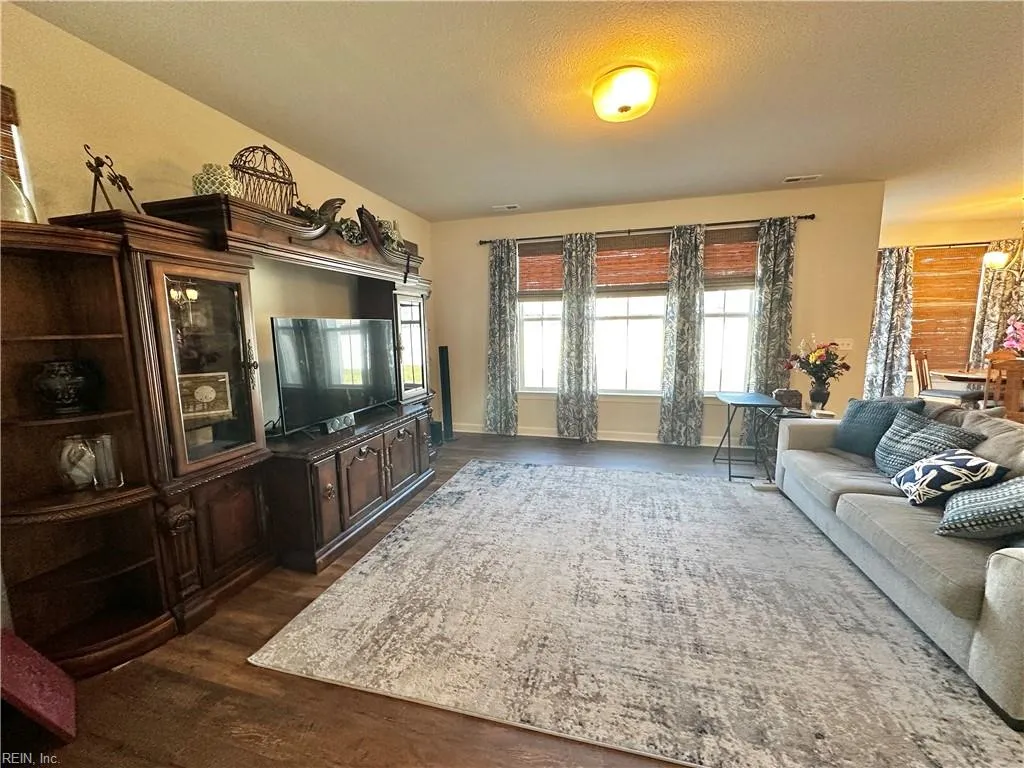 Suffolk, Virginia 23434, United States, 3 Bedrooms Bedrooms, ,3 BathroomsBathrooms,Residential,Active,95763