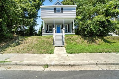 Photo of 52 Sycamore Avenue, Newport News, VA 23607 (MLS # 10612894)