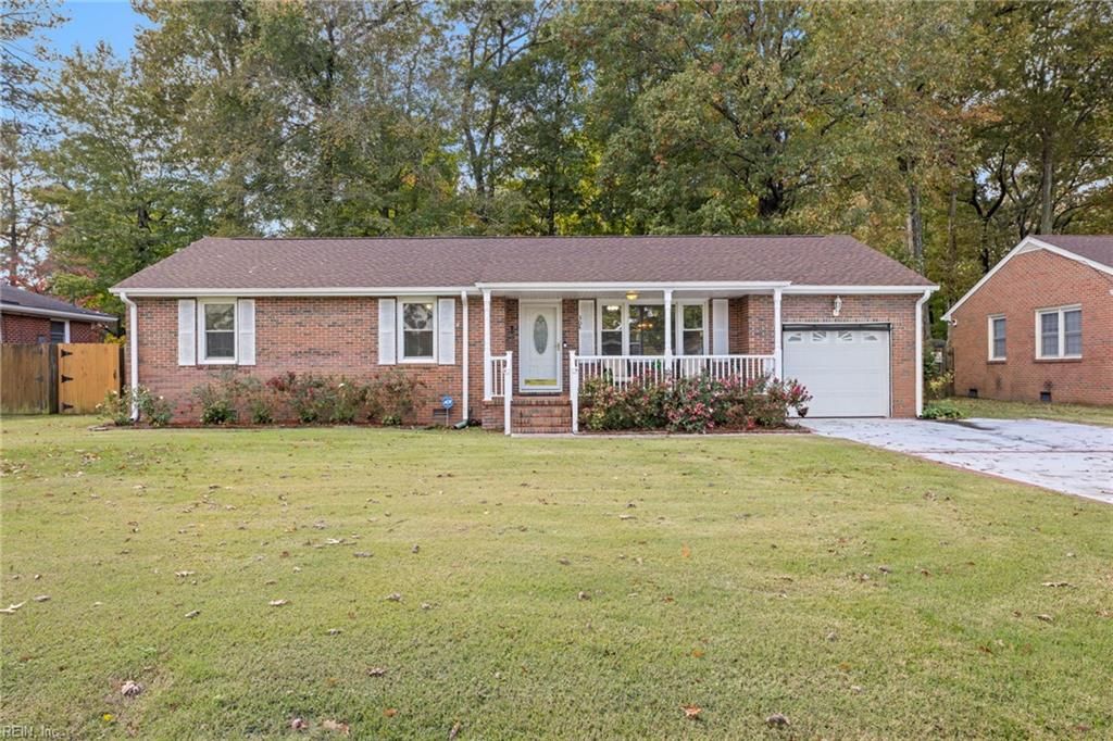 Photo of 304 Leonard Road, Portsmouth, VA 23701 (MLS # 10608431)
