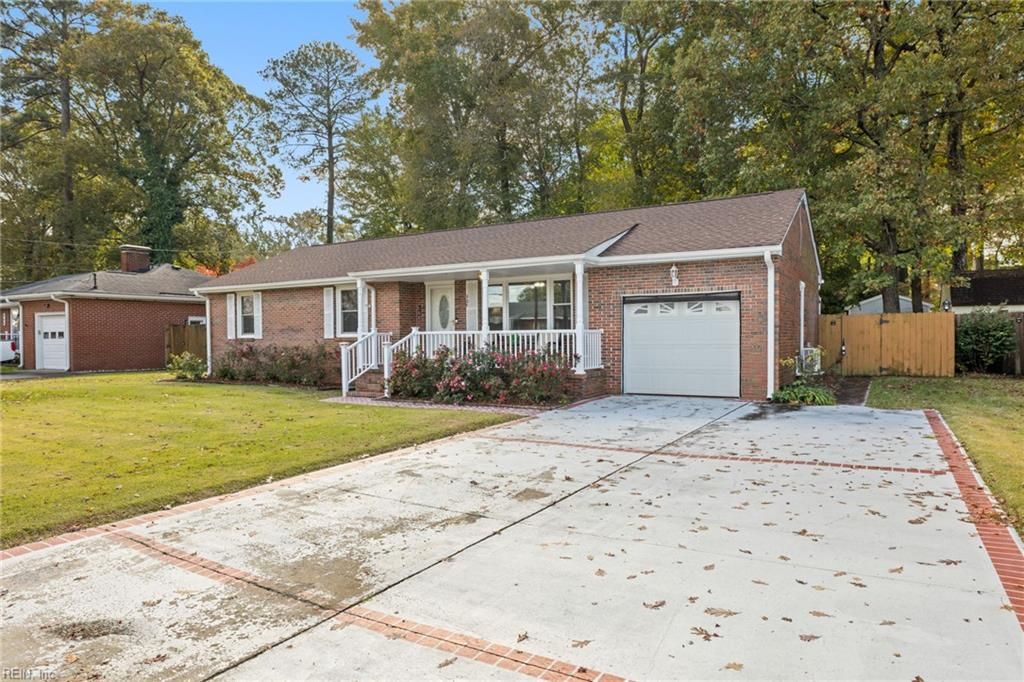 Photo of 304 Leonard Road, Portsmouth, VA 23701 (MLS # 10608431)