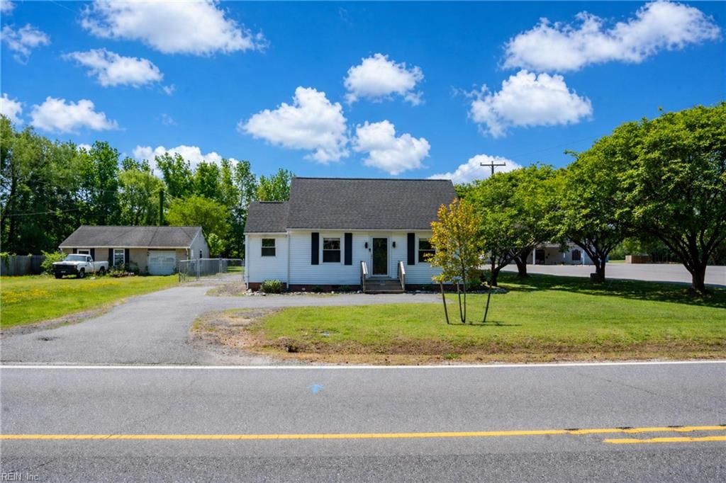 Photo of 8798 Guinea Road, Hayes, VA 23072 (MLS # 10631773)