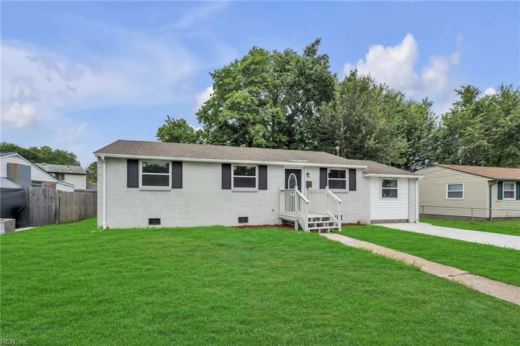 Photo of 2007 Egger Circle, Hampton, VA 23663 (MLS # 10613850)