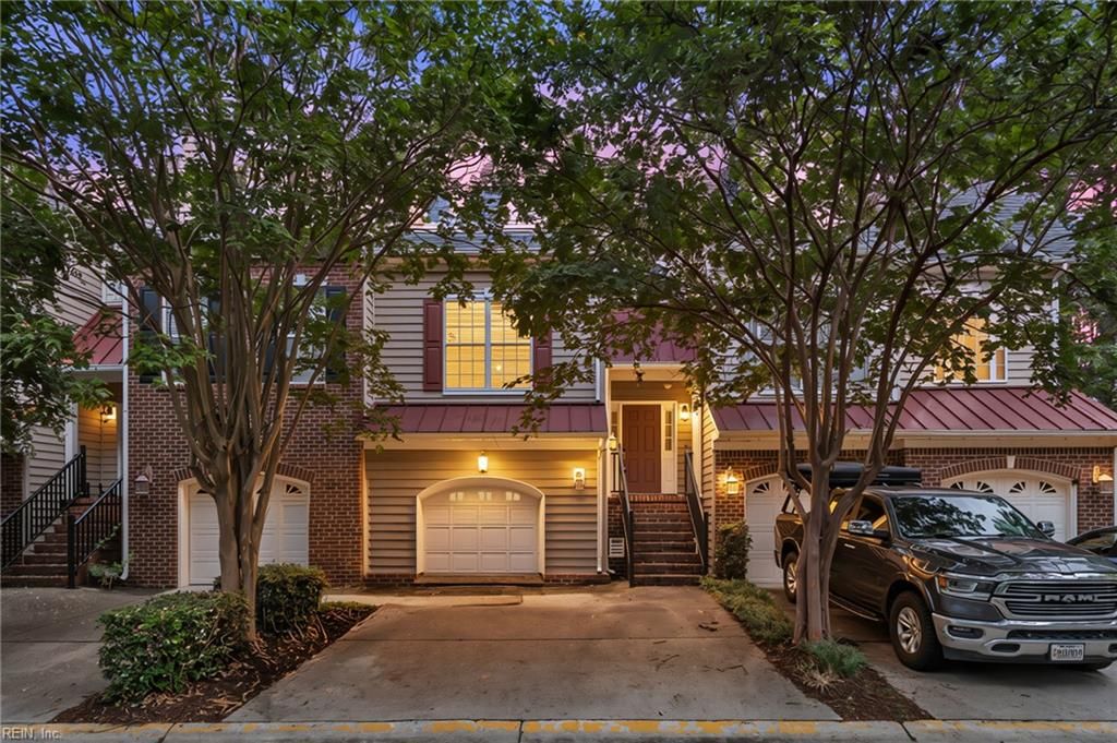 Photo of 4404 Leamore Square Rd Road, Virginia Beach, VA 23462 (MLS # 10643282)