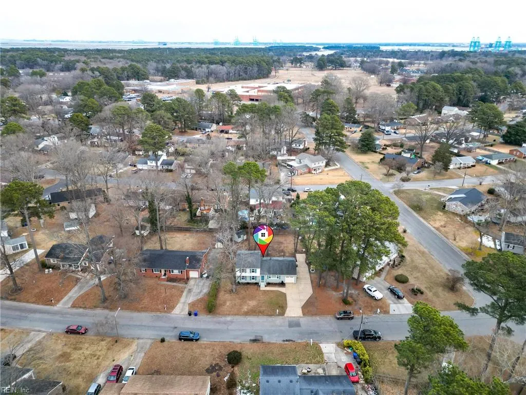 Portsmouth, Virginia 23703, United States, 4 Bedrooms Bedrooms, ,2 BathroomsBathrooms,Residential,Pending,16670