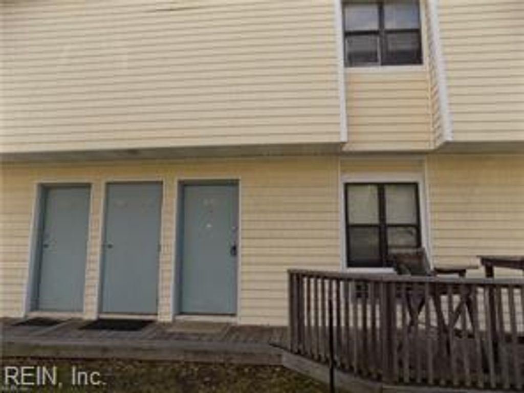 Photo of 3145 Page Avenue #102, Virginia Beach, VA 23451 (MLS # 10629331)