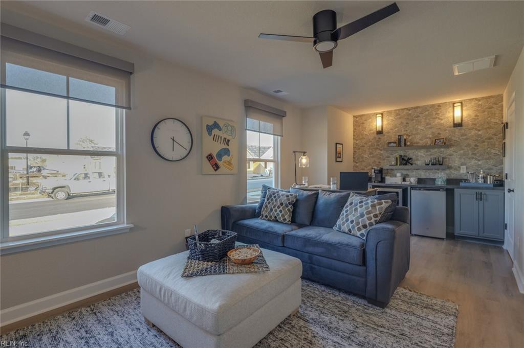 Suffolk, Virginia 23435, United States, 4 Bedrooms Bedrooms, ,4 BathroomsBathrooms,Residential,Pending,35629