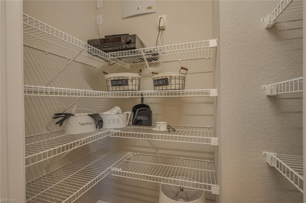 Suffolk, Virginia 23435, United States, 4 Bedrooms Bedrooms, ,4 BathroomsBathrooms,Residential,Pending,35629