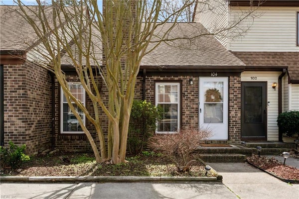 104 TIDAL DR, NEWPORT NEWS, VA 23606 - Image f49ca17a299f8a68548ffc0dbb69fefe/4274016862