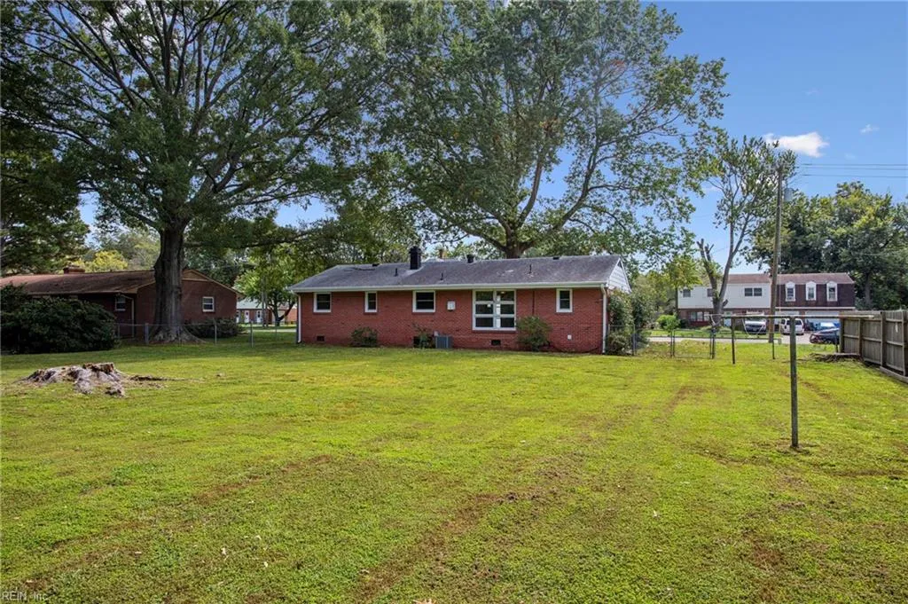 Newport News, Virginia 23602, United States, 3 Bedrooms Bedrooms, ,1 BathroomBathrooms,Residential,Active,228056