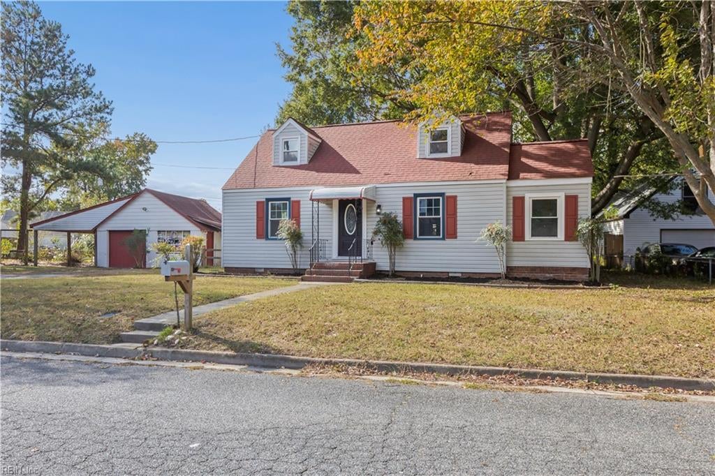 Photo of 15 Roberts Ct E CT, Portsmouth, VA 23701 (MLS # 10659292)