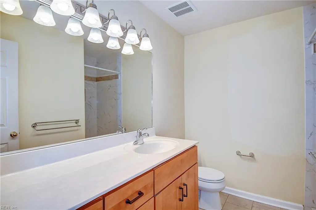 Chesapeake, Virginia 23320, United States, 2 Bedrooms Bedrooms, ,2 BathroomsBathrooms,Residential,Active,157449