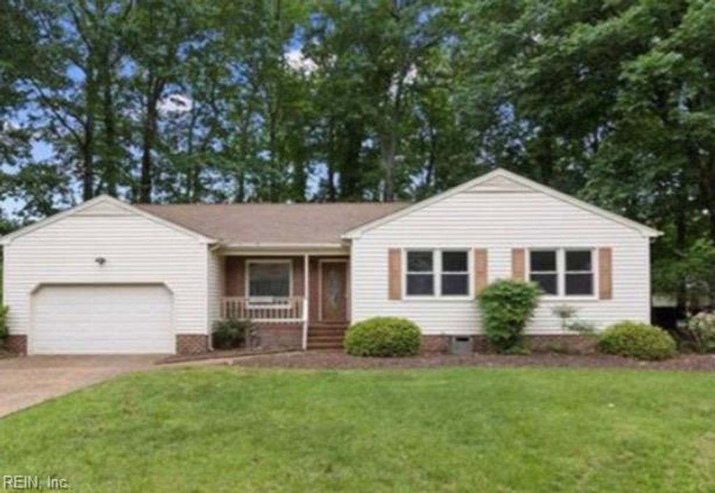 Photo of 25 Hunter Trace, Hampton, VA 23669 (MLS # 10616954)