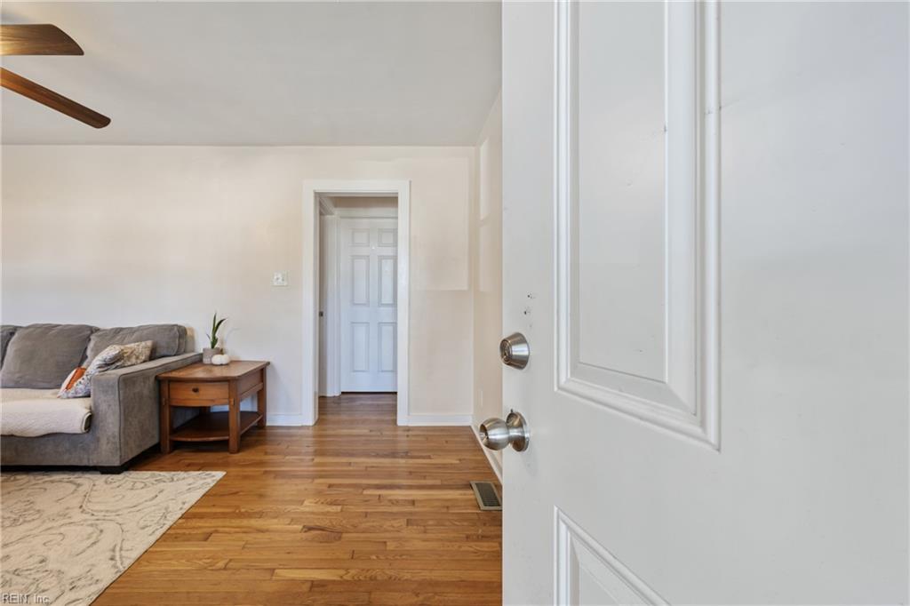 793 Crepe Myrtle LN