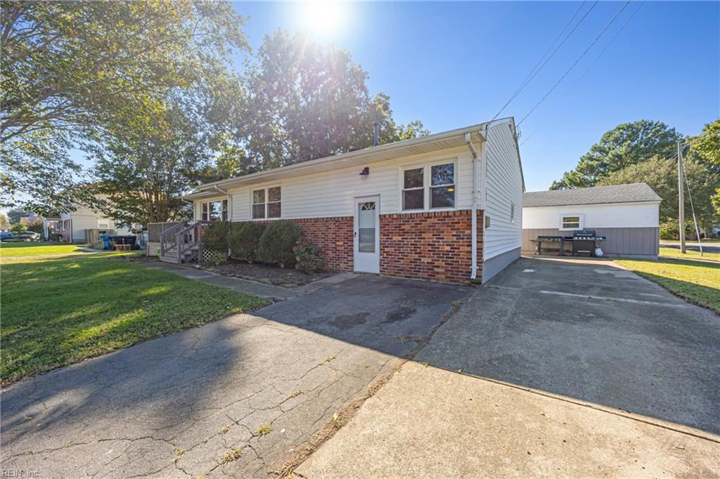 793 Crepe Myrtle LN