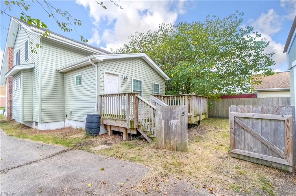 Norfolk, Virginia 23502, United States, 4 Bedrooms Bedrooms, ,2 BathroomsBathrooms,Residential,Pending,41161