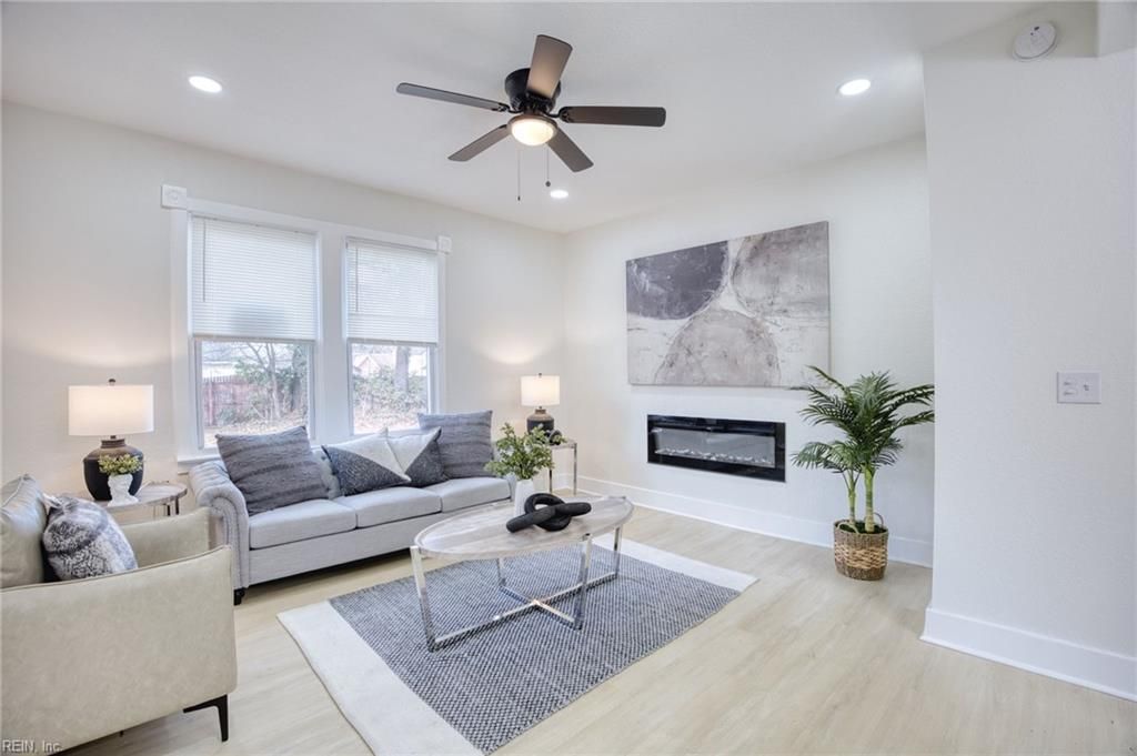 Photo of 927 Palmer Street, Portsmouth, VA 23704 (MLS # 10614655)