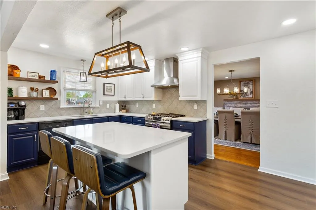 Virginia Beach, Virginia 23464, United States, 4 Bedrooms Bedrooms, ,3 BathroomsBathrooms,Residential,Pending,106831