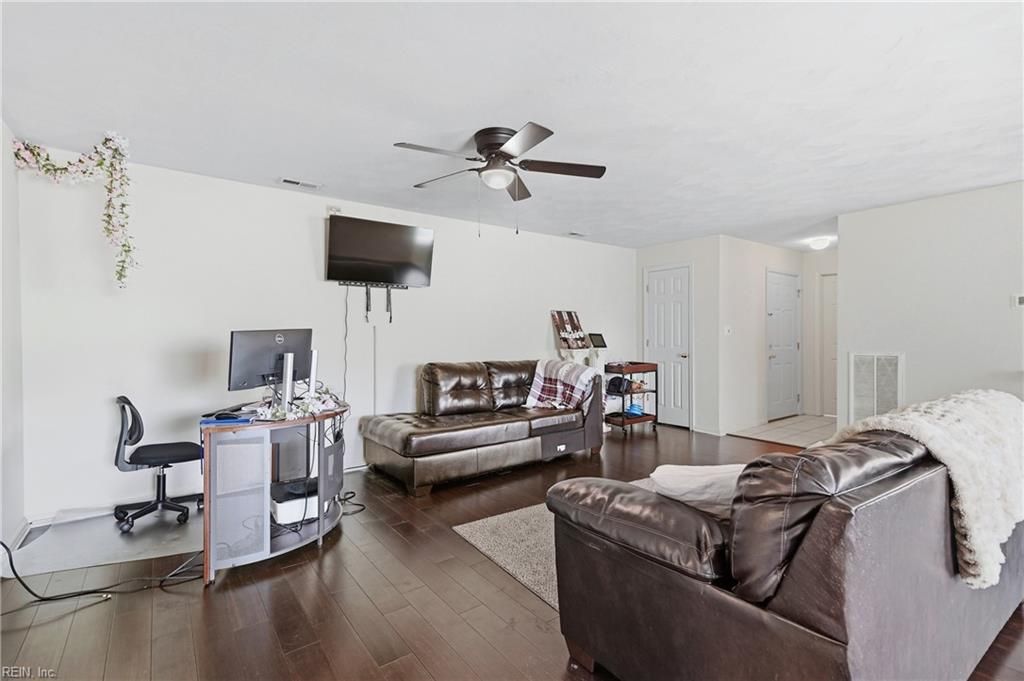 Photo of 2557 Oconee Avenue #201, Virginia Beach, VA 23454 (MLS # 10641451)