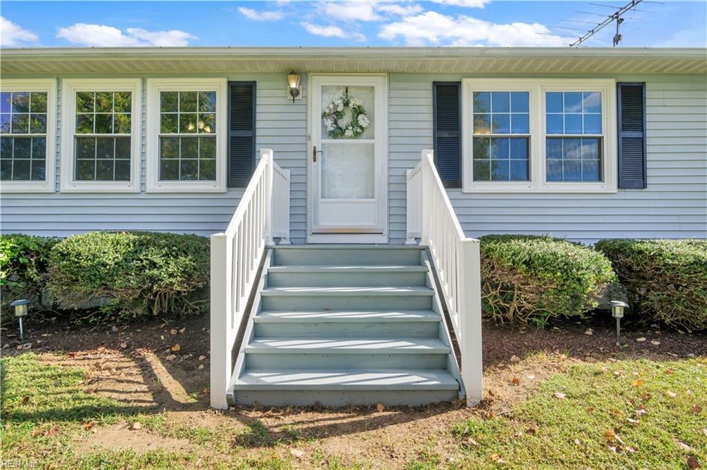 Photo of 3445 Ridge Road, Callao, VA 22435 (MLS # 10657076)