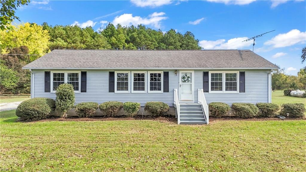 Photo of 3445 Ridge Road, Callao, VA 22435 (MLS # 10657076)