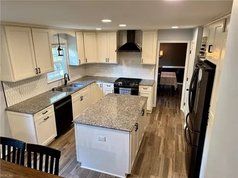 MLS: 10579174