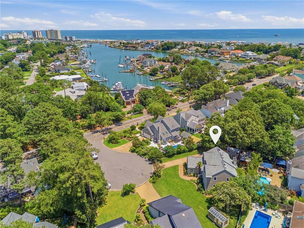 Photo of 604 Croatan Court, Virginia Beach, VA 23451 (MLS # 10642778)