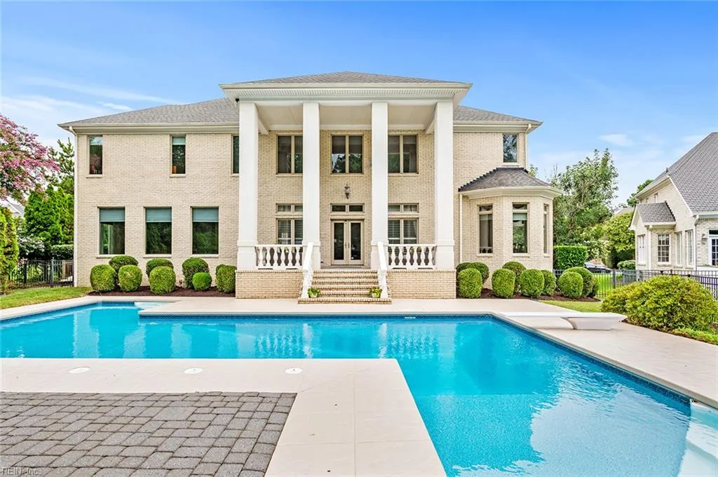 Suffolk, Virginia 23435, United States, 5 Bedrooms Bedrooms, ,5 BathroomsBathrooms,Residential,Active,197091