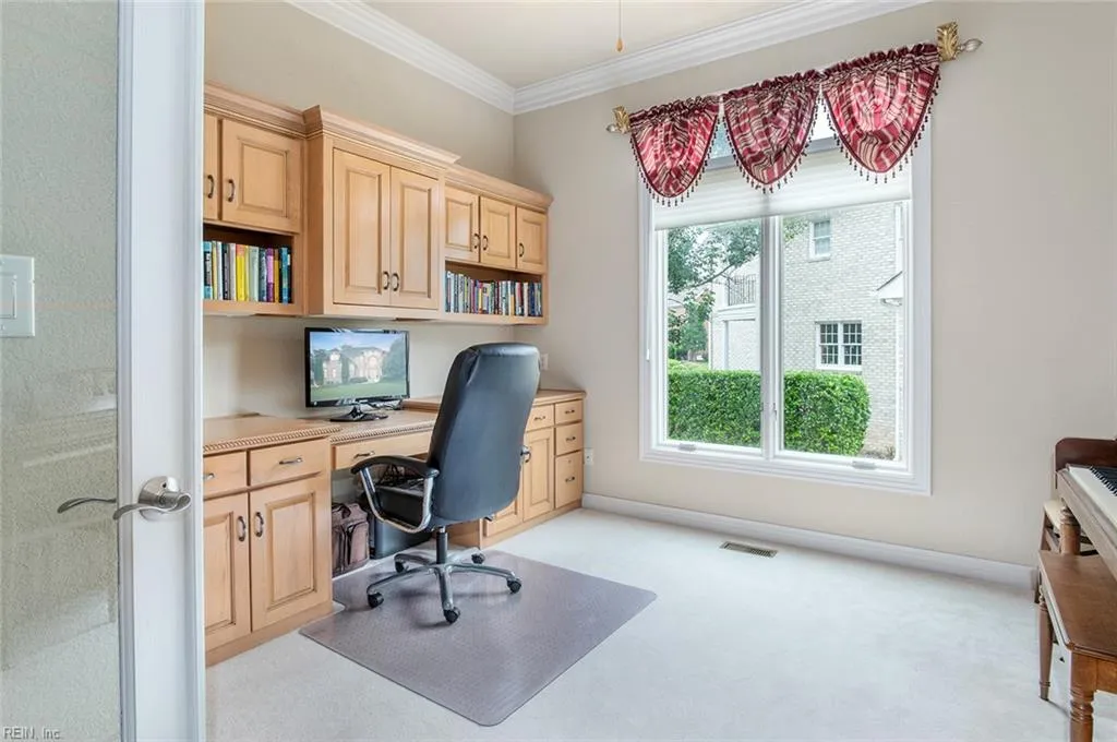 Suffolk, Virginia 23435, United States, 5 Bedrooms Bedrooms, ,5 BathroomsBathrooms,Residential,Active,197091