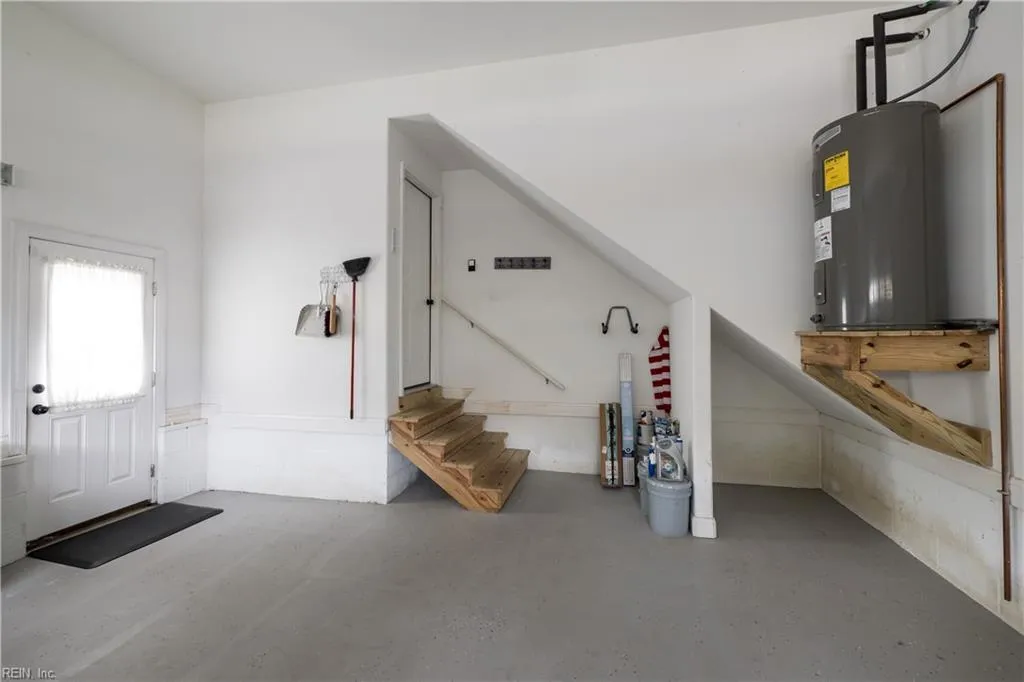 Norfolk, Virginia 23503, United States, 4 Bedrooms Bedrooms, ,3 BathroomsBathrooms,Residential,Active,188437