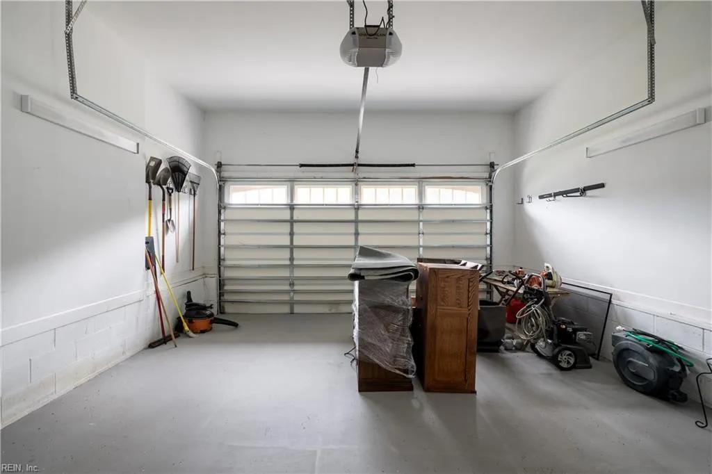 Norfolk, Virginia 23503, United States, 4 Bedrooms Bedrooms, ,3 BathroomsBathrooms,Residential,Active,188437