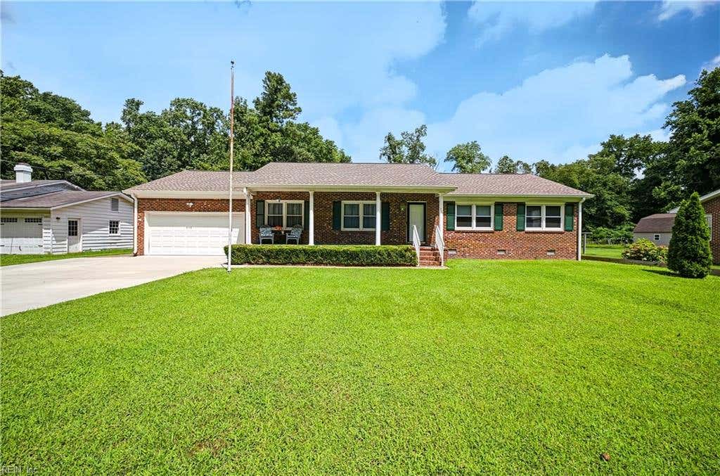 Photo of 110 Bayberry Lane, Yorktown, VA 23693 (MLS # 10648003)