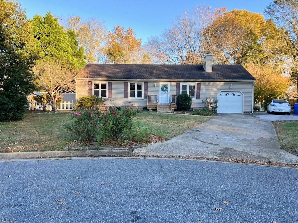 Photo of 2305 Moors Landing, Chesapeake, VA 23323 (MLS # 10611813)