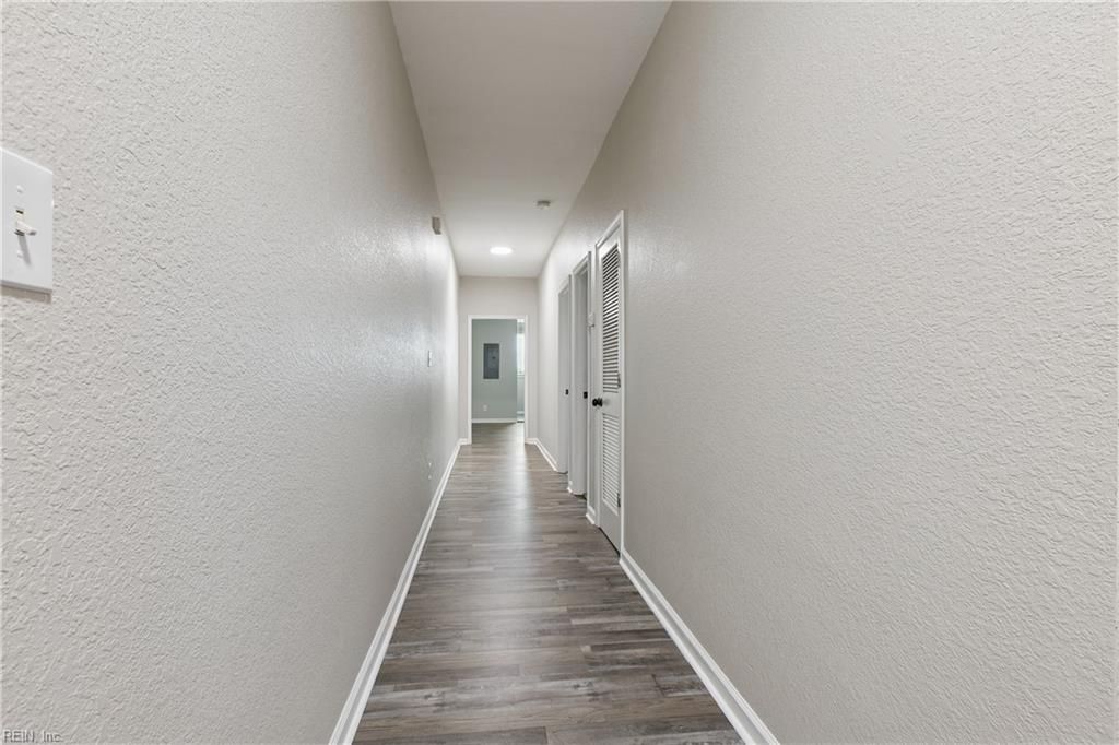 Photo of 417 W 27th Street #D, Norfolk, VA 23517 (MLS # 10627429)