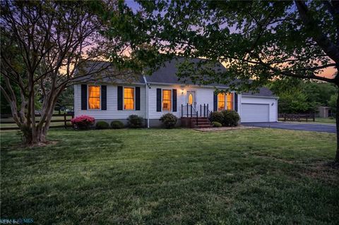 Photo of 6727 Harvest Circle, Gloucester, VA 23061 (MLS # 10631970)