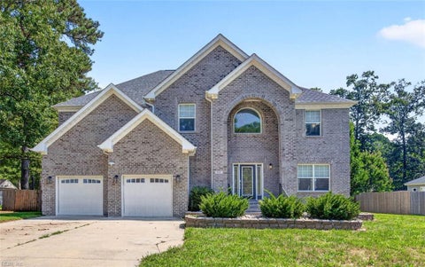 Photo of 905 Washington Drive, Chesapeake, VA 23322 (MLS # 10652400)