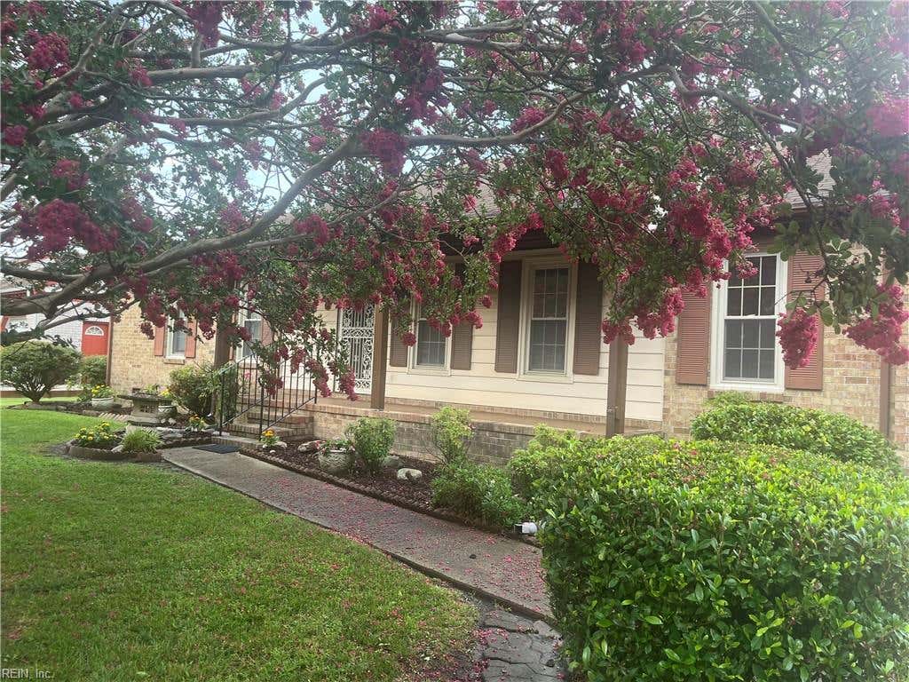 Photo of 2113 Quaker Place, Chesapeake, VA 23325 (MLS # 10643102)