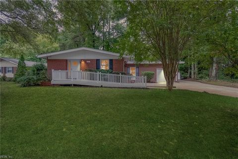 3077 Edinburgh DR Virginia Beach VA 23452