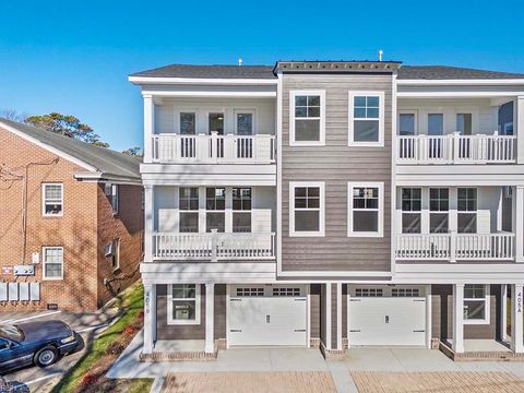 405 33 1/2 ST A Virginia Beach VA 23451