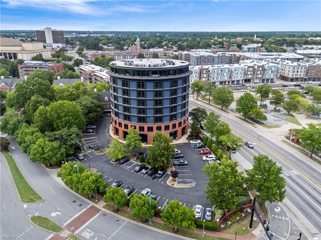 Photo of 415 Saint Pauls Boulevard #403, Norfolk, VA 23510 (MLS # 10641391)