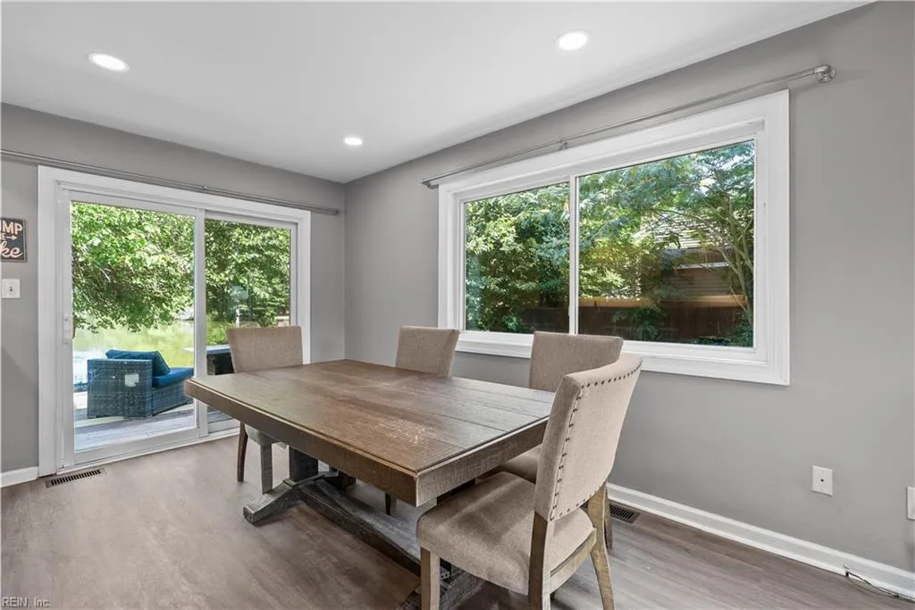 Virginia Beach, Virginia 23453, United States, 3 Bedrooms Bedrooms, ,2 BathroomsBathrooms,Residential,Active,178710