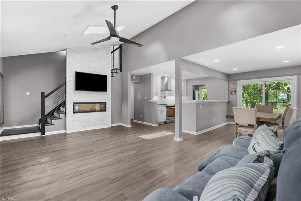 Virginia Beach, Virginia 23453, United States, 3 Bedrooms Bedrooms, ,2 BathroomsBathrooms,Residential,Active,178710