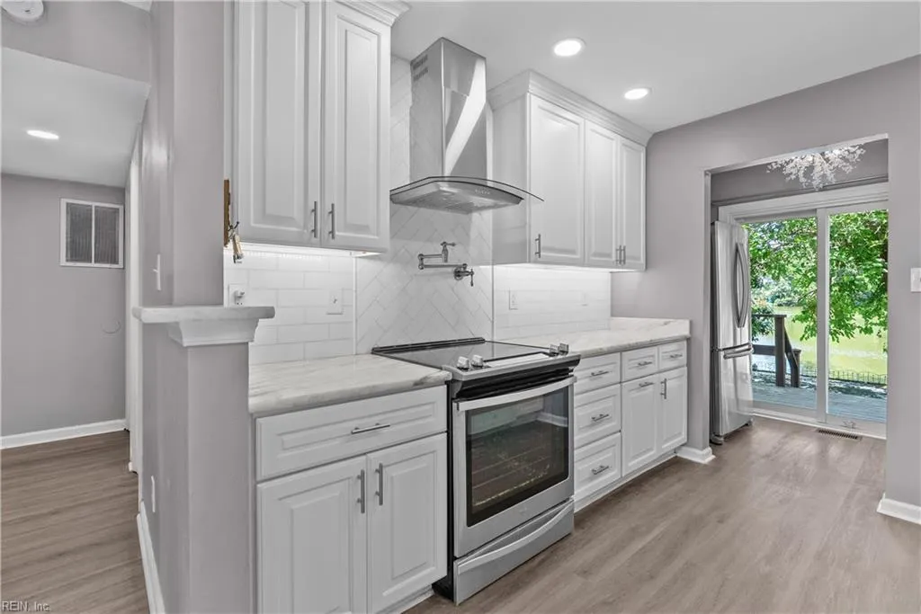 Virginia Beach, Virginia 23453, United States, 3 Bedrooms Bedrooms, ,2 BathroomsBathrooms,Residential,Active,178710