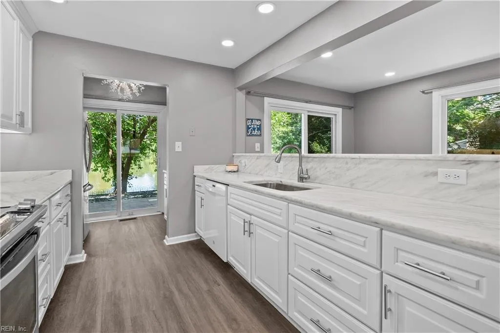 Virginia Beach, Virginia 23453, United States, 3 Bedrooms Bedrooms, ,2 BathroomsBathrooms,Residential,Active,178710